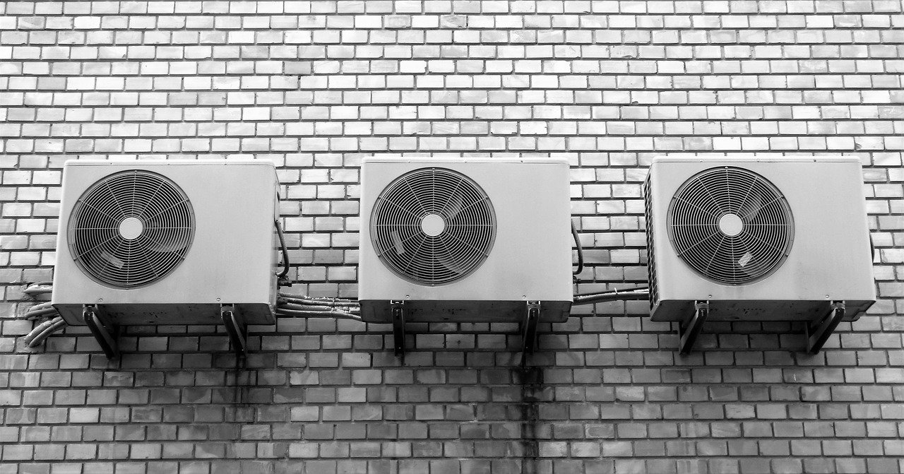 Four Signs the Time Has Come to Change Your Air Conditioner